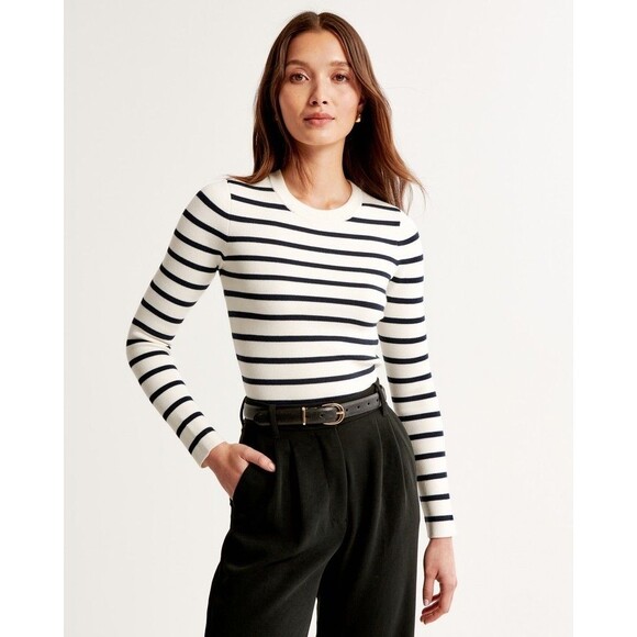 Abercrombie & Fitch Women's Slim Crew Sweater Top Navy White Striped Medium - Picture 2 of 10
